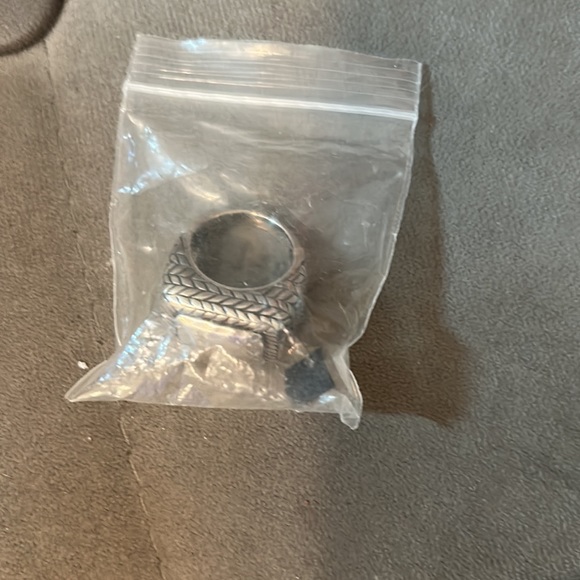 Silpada ring - Picture 6 of 6